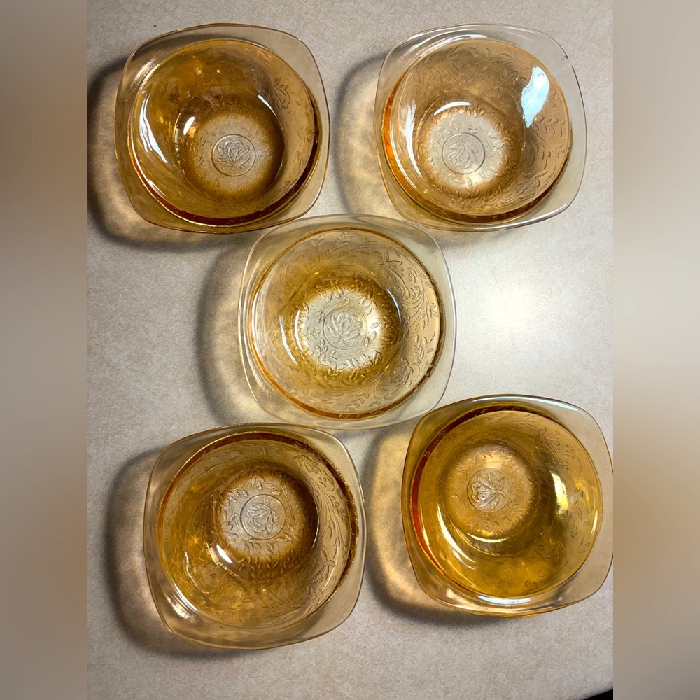 Vintage Jeanette iridescent Floragold Amber Glass Bowls Set of 5 dessert dishes